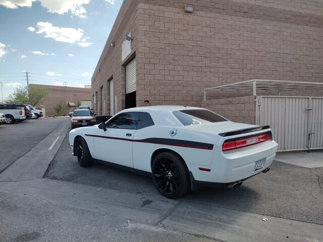White Dodge Challenger Redline 032 — VDK Tire Shop