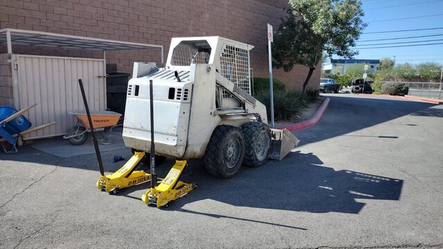 Skid Steer On Floor Jacks 005 — VDK Tire Shop