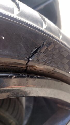 Cracked Tire Sidewall Damage 010 — VDK Tire Shop