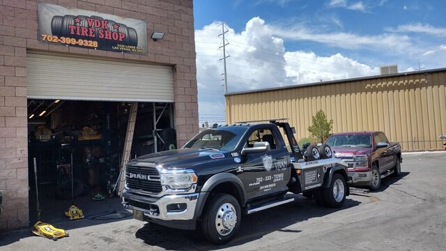 Black Tow Truck Towing Pickup 043 — VDK Tire Shop